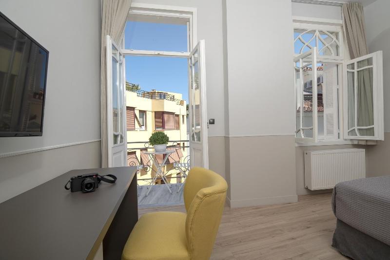 Plaka Arch Suites Athene Buitenkant foto